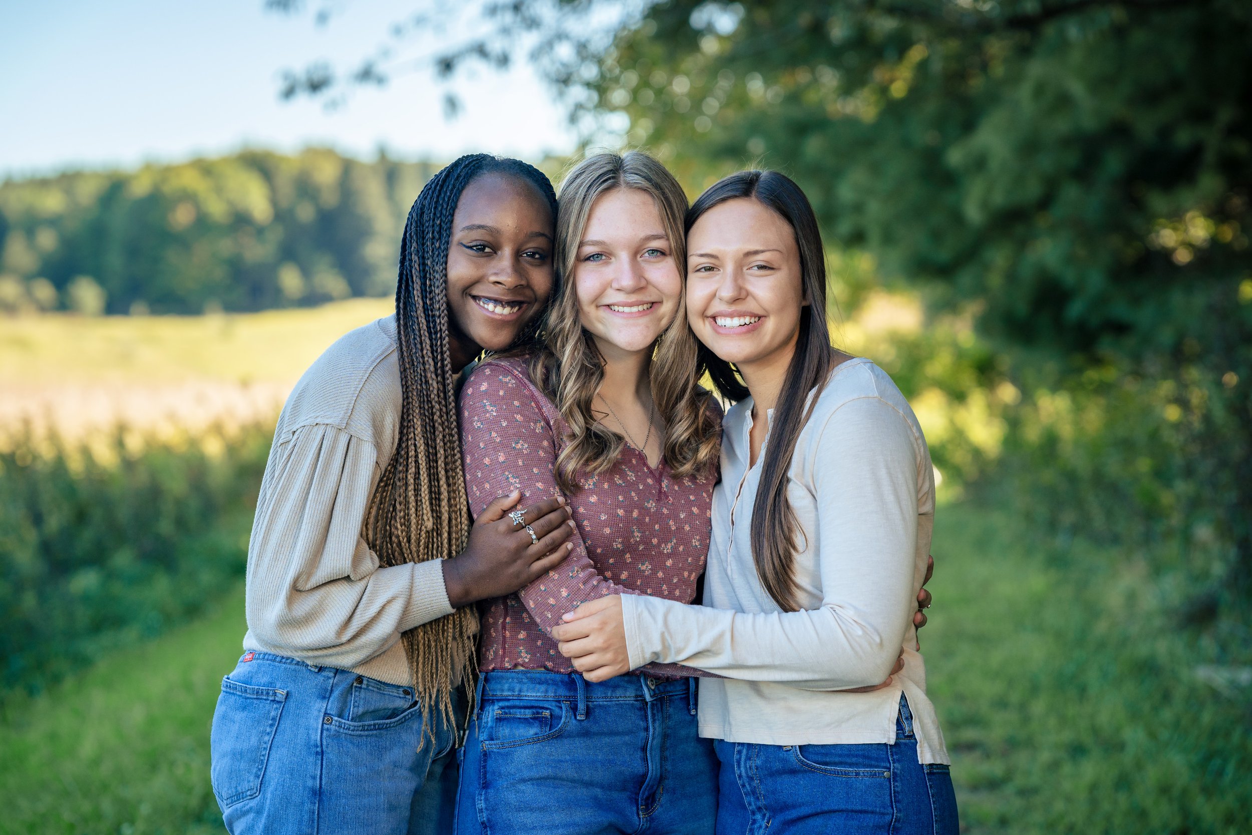SENIOR PHOTOGRAPHER TEEN PHOTOGRAPHER PORTRAIT PHOTOGRAPHY ERIE PA PITTSBURGH YOUNGSTOWN EDINBORO BUTLER CRANBERRY TWP erie CLEVELAND BUFFALO DUNKIRK JAMESTOWN NY MEADVILLE HARBORCREEK NORTH EAST MCDOWELL GENERAL MCLANE SPORTS PHOTOGRAPHY FAMILY PORT