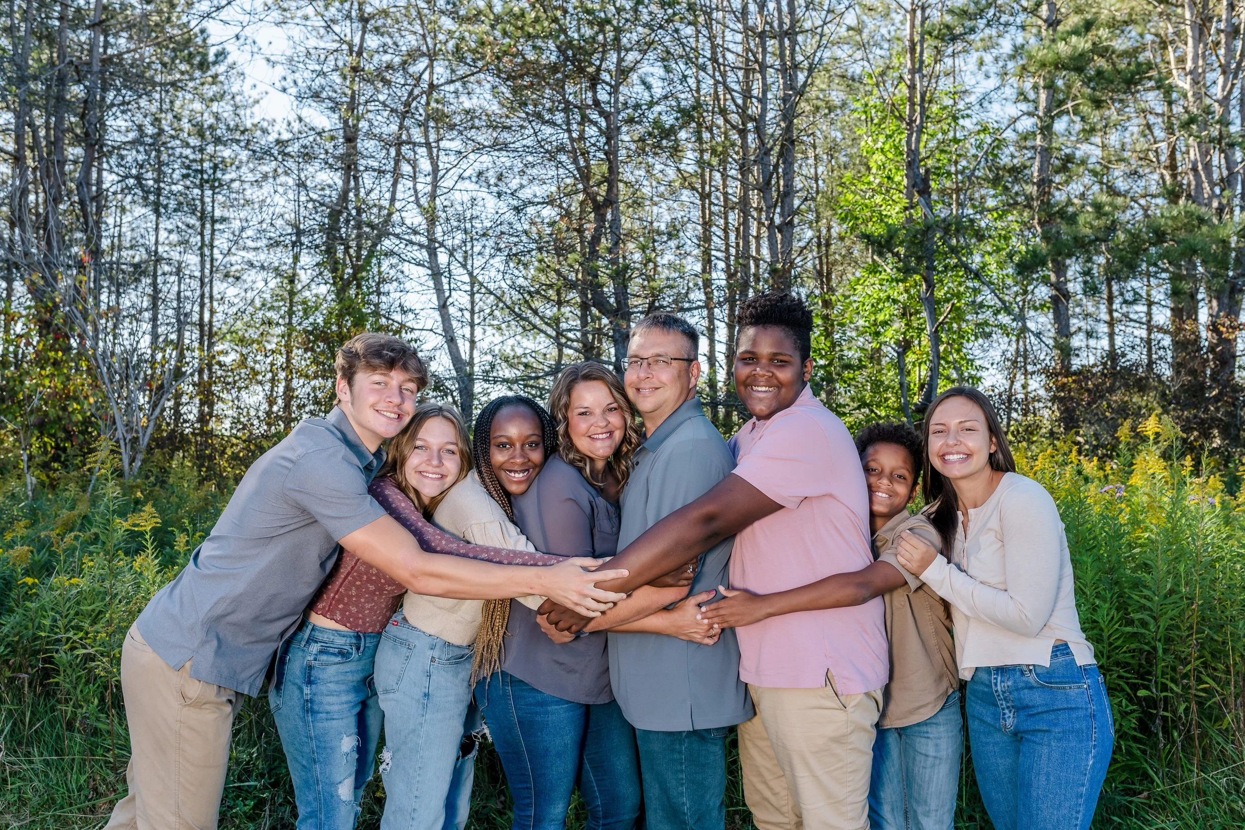 SENIOR PHOTOGRAPHER TEEN PHOTOGRAPHER PORTRAIT PHOTOGRAPHY ERIE PA PITTSBURGH YOUNGSTOWN EDINBORO BUTLER CRANBERRY TWP erie CLEVELAND BUFFALO DUNKIRK JAMESTOWN NY MEADVILLE HARBORCREEK NORTH EAST MCDOWELL GENERAL MCLANE SPORTS PHOTOGRAPHY FAMILY PORT