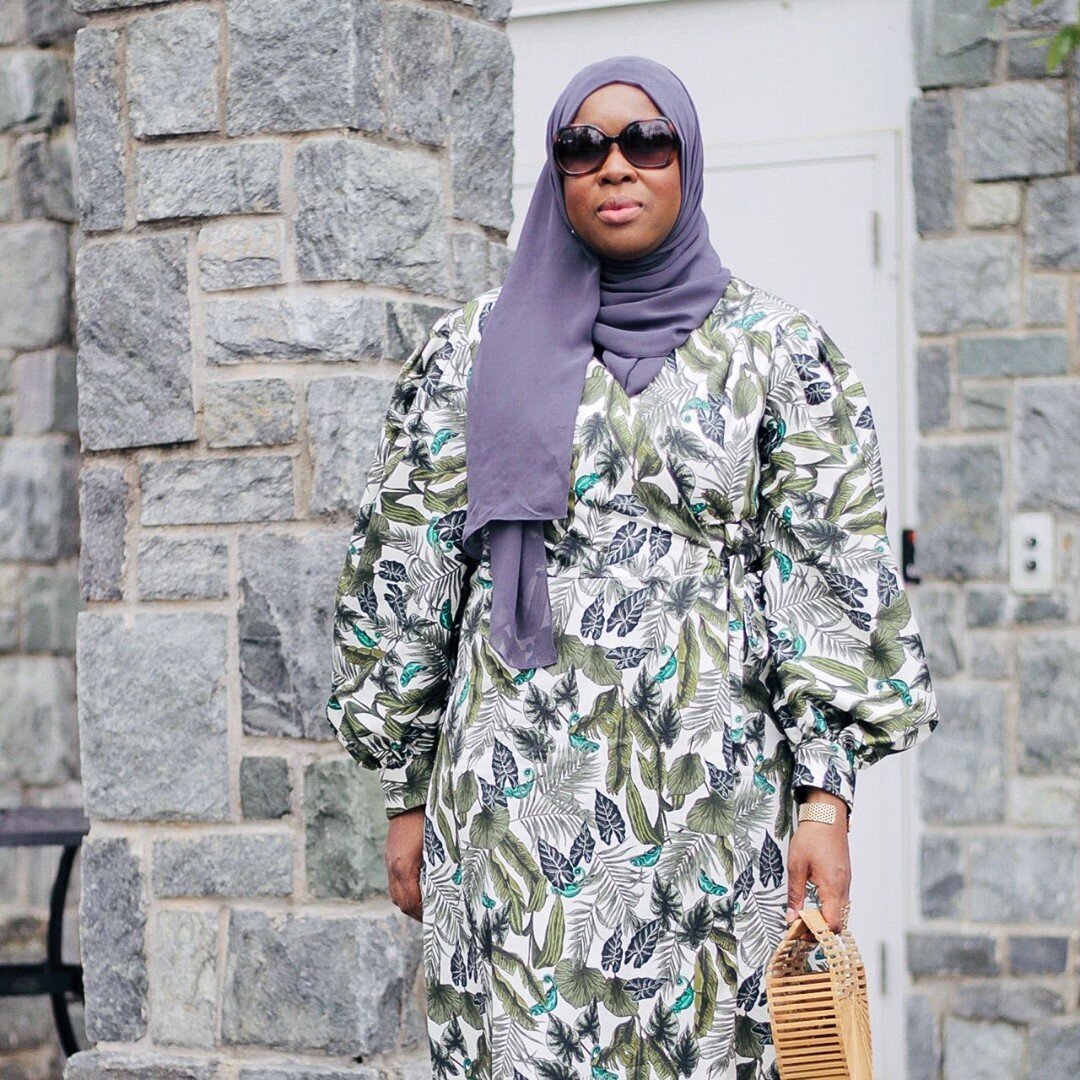 I am not missing out on this weeks #wearhappycolor green! It&rsquo;s my favorite color and it&rsquo;s the color of the prophet (SAW). I am loving the shades of green in this wrap dress I made last summer. Check out full blogs post on the website 👉🏽