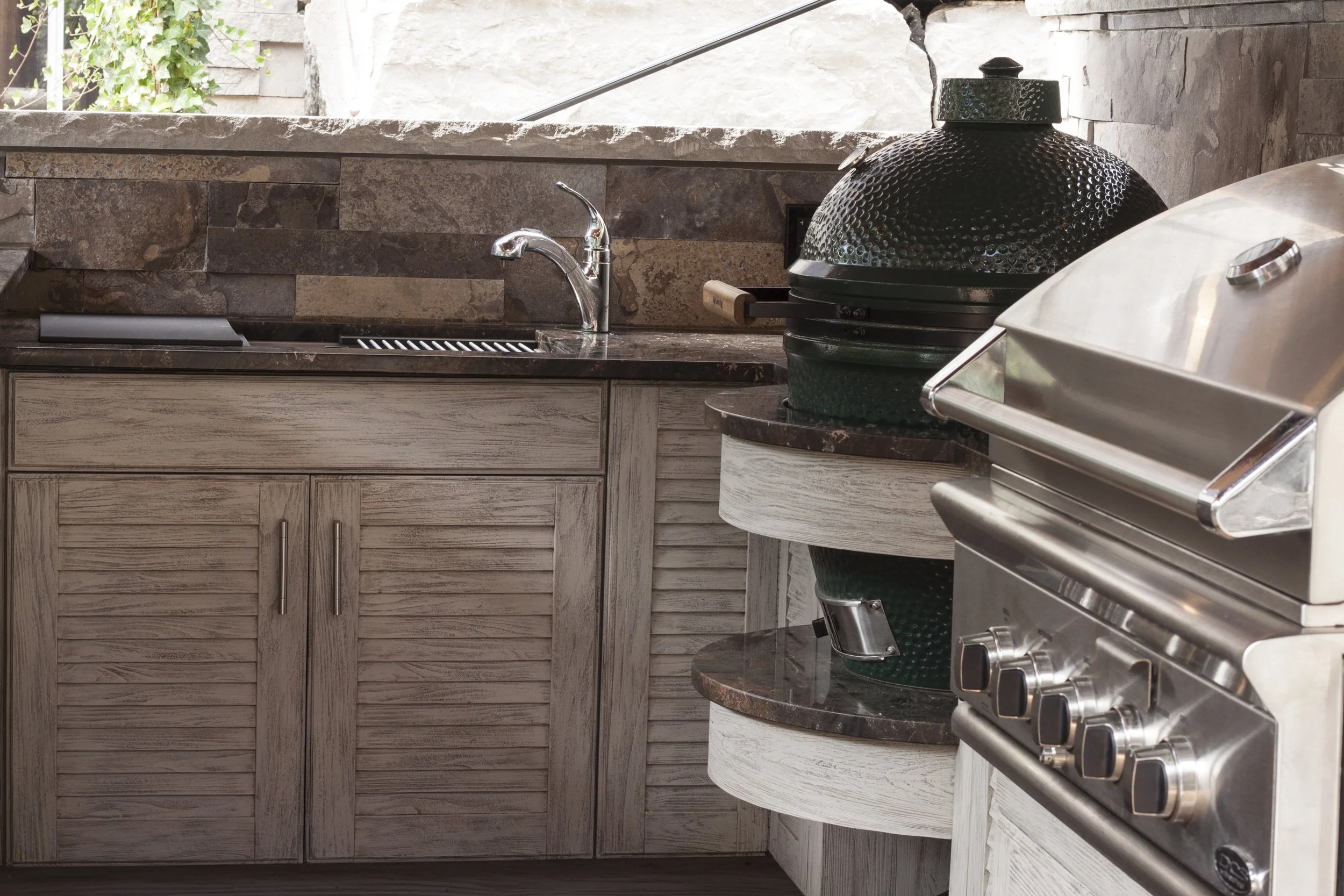 Green-egg-cabinet-with-Weathered-finish-NatureKast.jpg