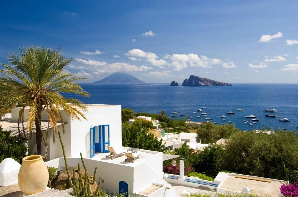 Panarea_panorama_ditella_b.jpg