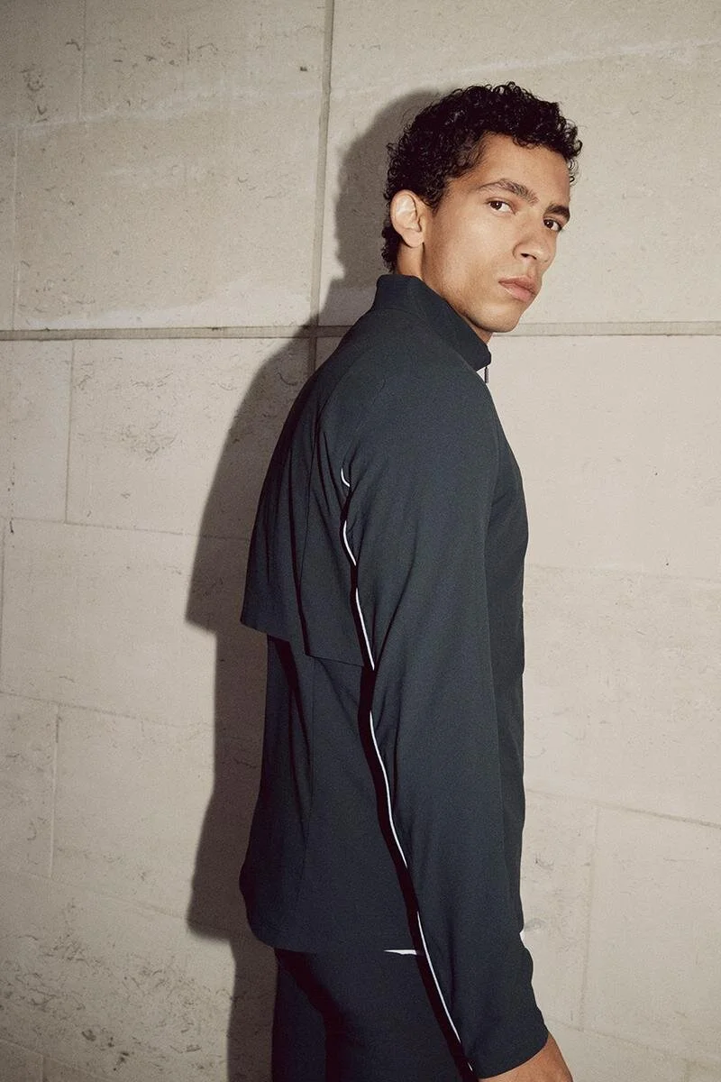 https---hypebeast.com-image-2020-08-cos-stores-activewear-005.jpg