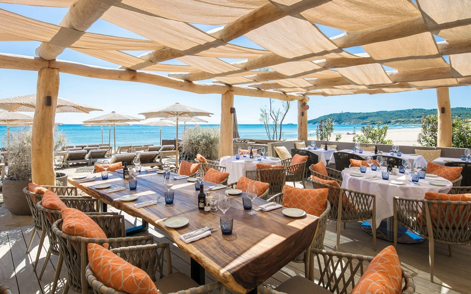 Byblos-Beach-plage-pampelonne-ramatuelle-1600x1000.jpg