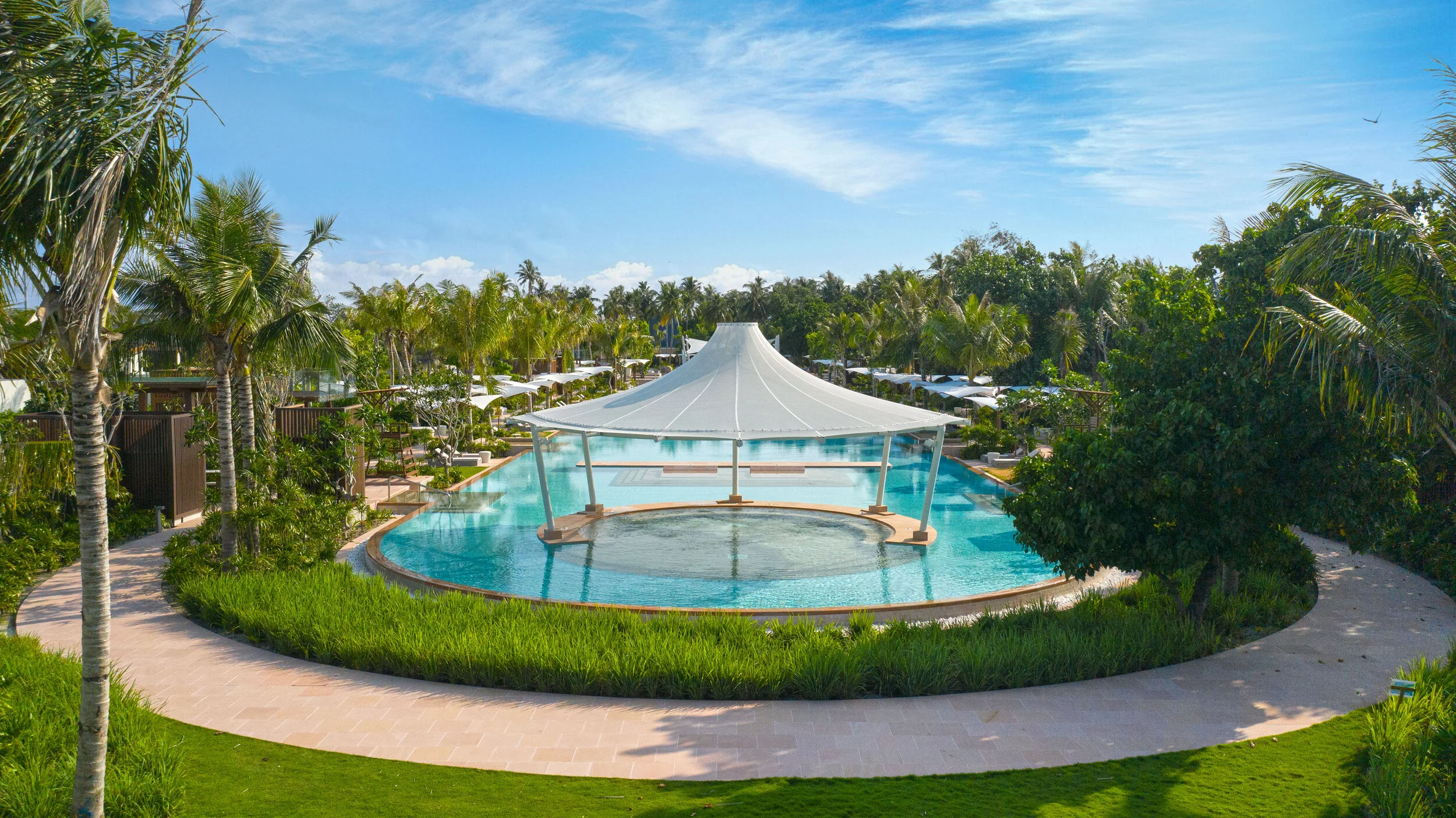 Swimming Pool 1.jpg