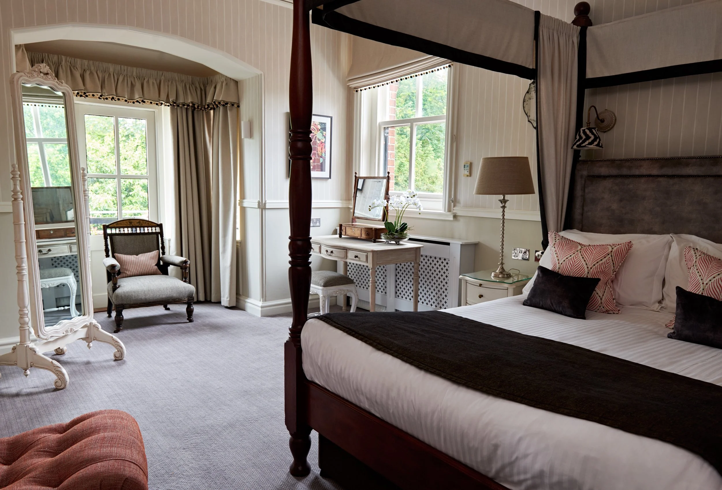 Careys Manor Manor Suite.jpg