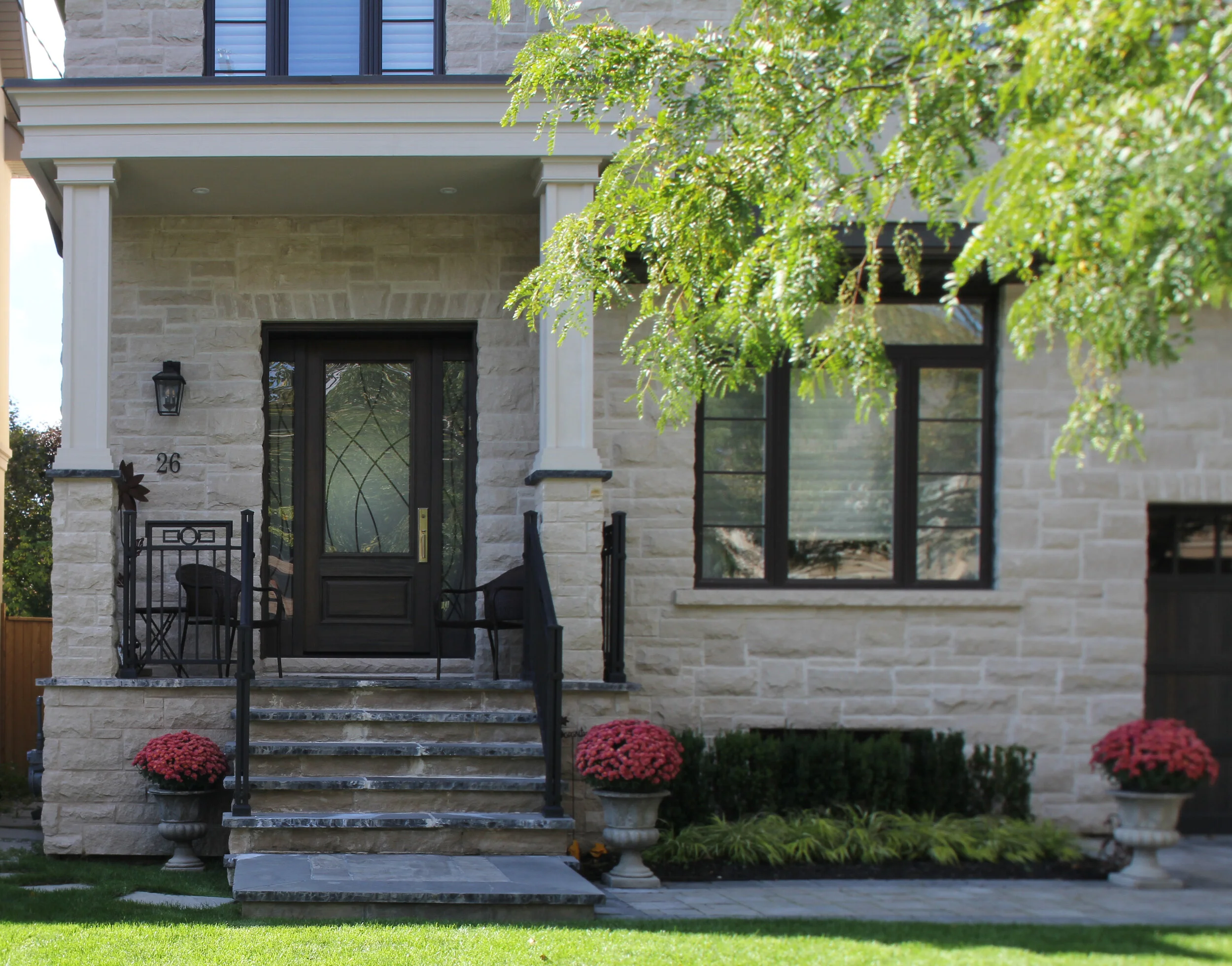 COLINSON- FRONT VIEW -2.jpg