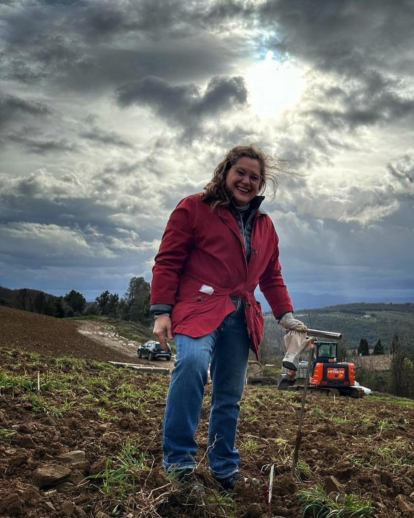 We planted this new vineyard with wisdom and knowledge but it still requires a leap of faith. It will take years and a lot of dedication before it will produce its first Brunello. But the most beautiful things indeed require time, patience and commit