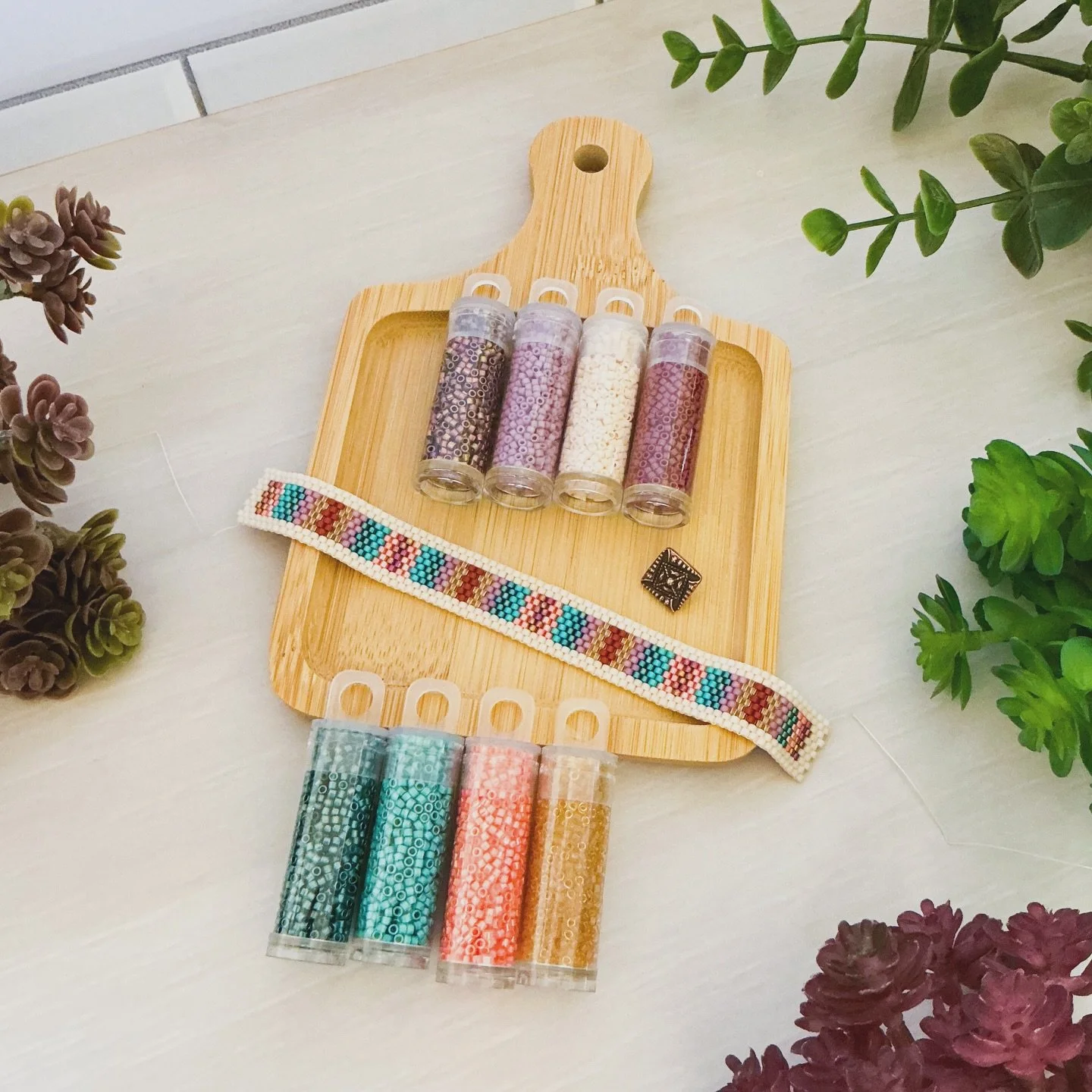 Terra Cotta Tapestry Bracelet Kits 💕 Now in Shop
Live Class April 11th #seedbeadsaturday #daniellewickesjewelry 
https://www.daniellewickesjewelry.com/shop/p/toho-aiko-tapestry-bracelet-kit