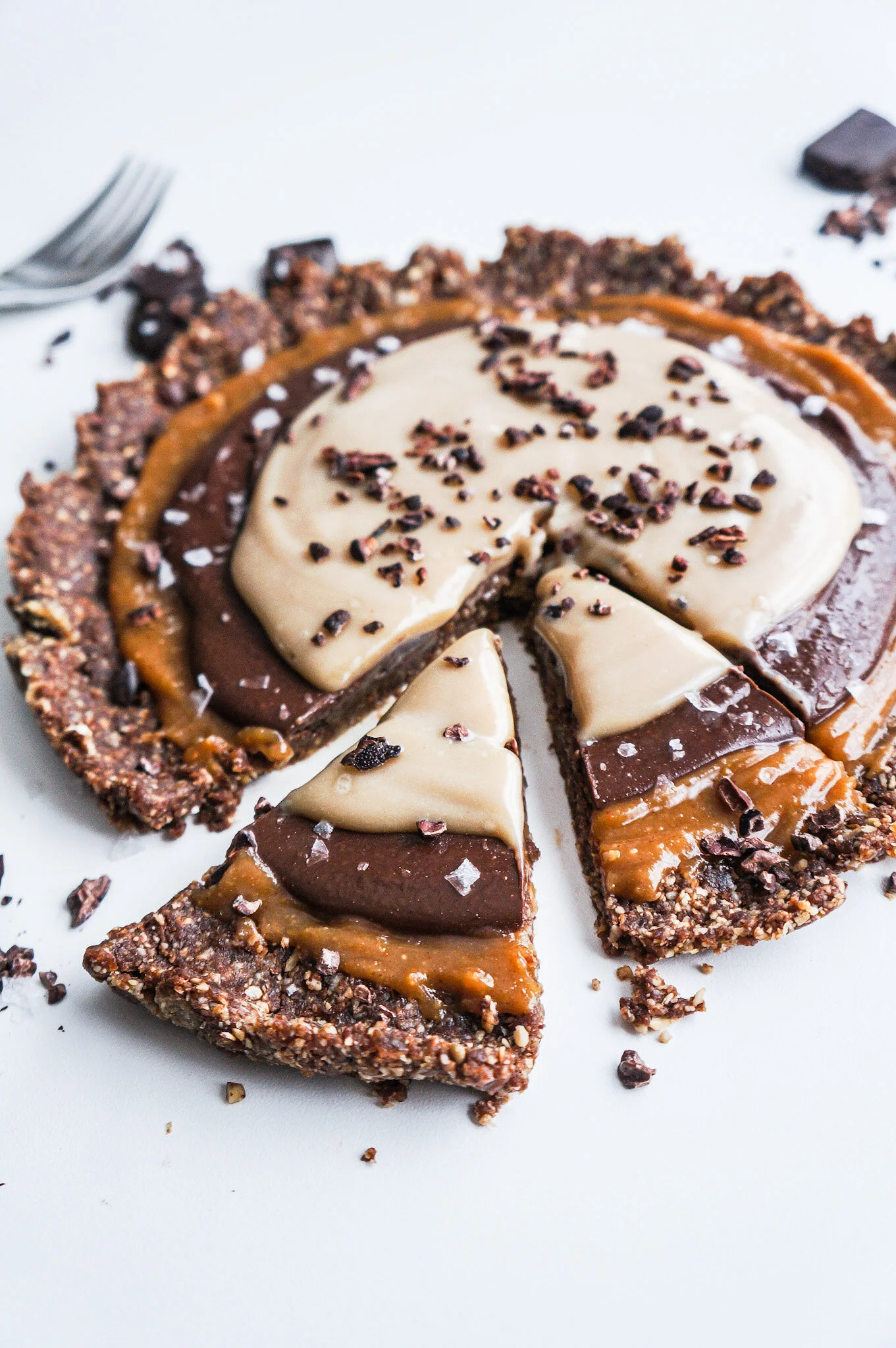 Vegan Salted Caramel Chocolate Tart