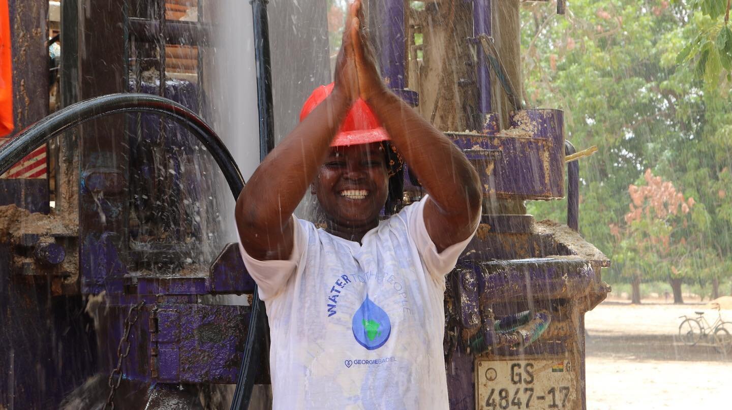 Thank you @jenneagle72 for building a new well in the village of Koudiere in #tanghindassouri #waterislife #georgiebadielfoundation #warrensanre #thewaterprincessdream #princessgiegie 💦