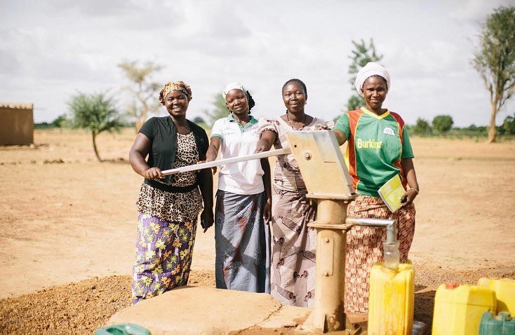 Our amazing women , Nad&egrave;ge, Abibou, Mamounatou and Jeanne are continuing our awareness campaign in the 59 villages of Tanghin Dassouri. 
&nbsp;.
.

.
.
.
.
.
.
.
.
.
.
.
.
.
#waterislife #georgiebadielfoundation #thewaterprincessdream #jennife