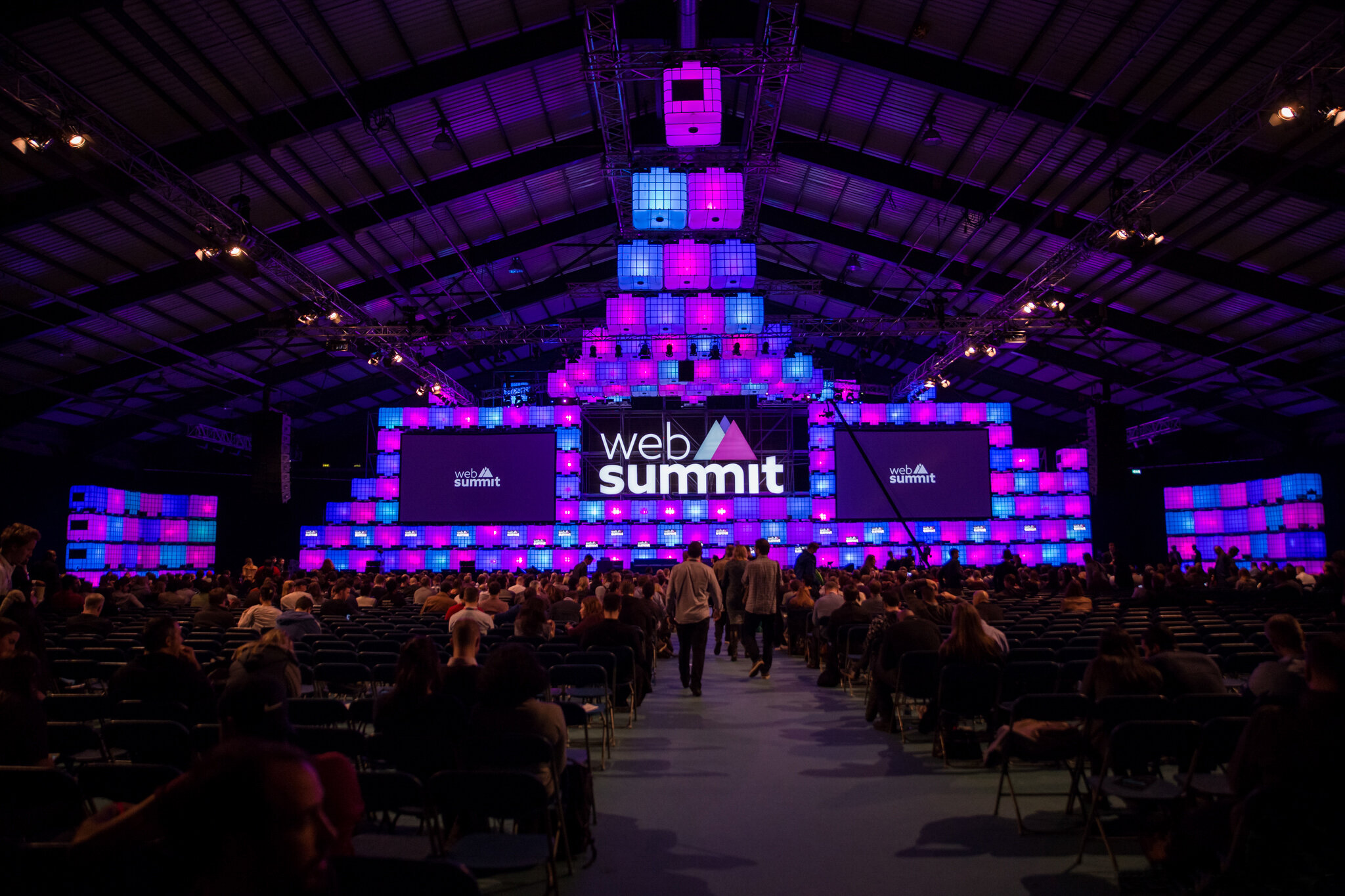 WEB SUMMIT.