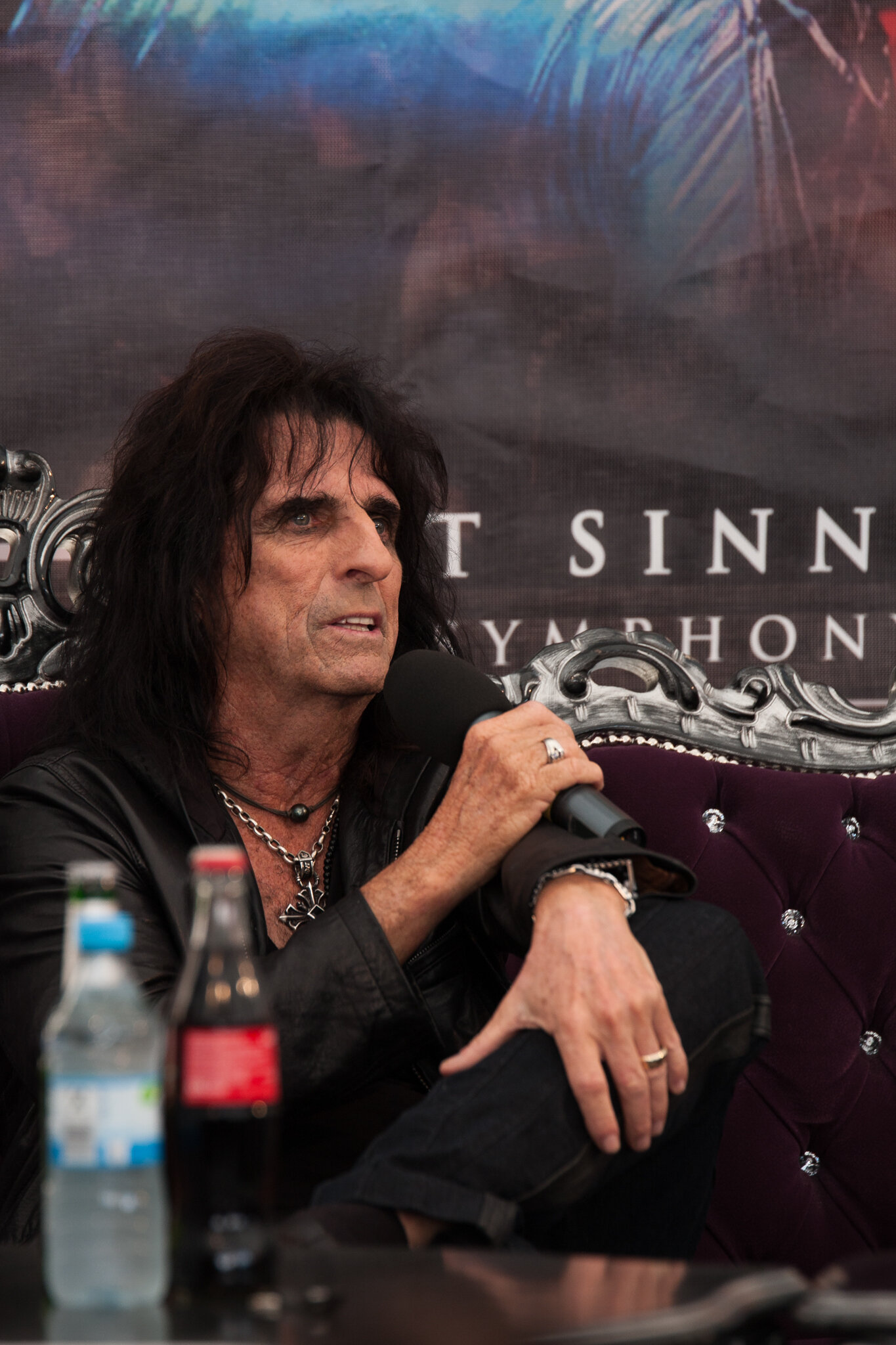 ALICE COOPER.