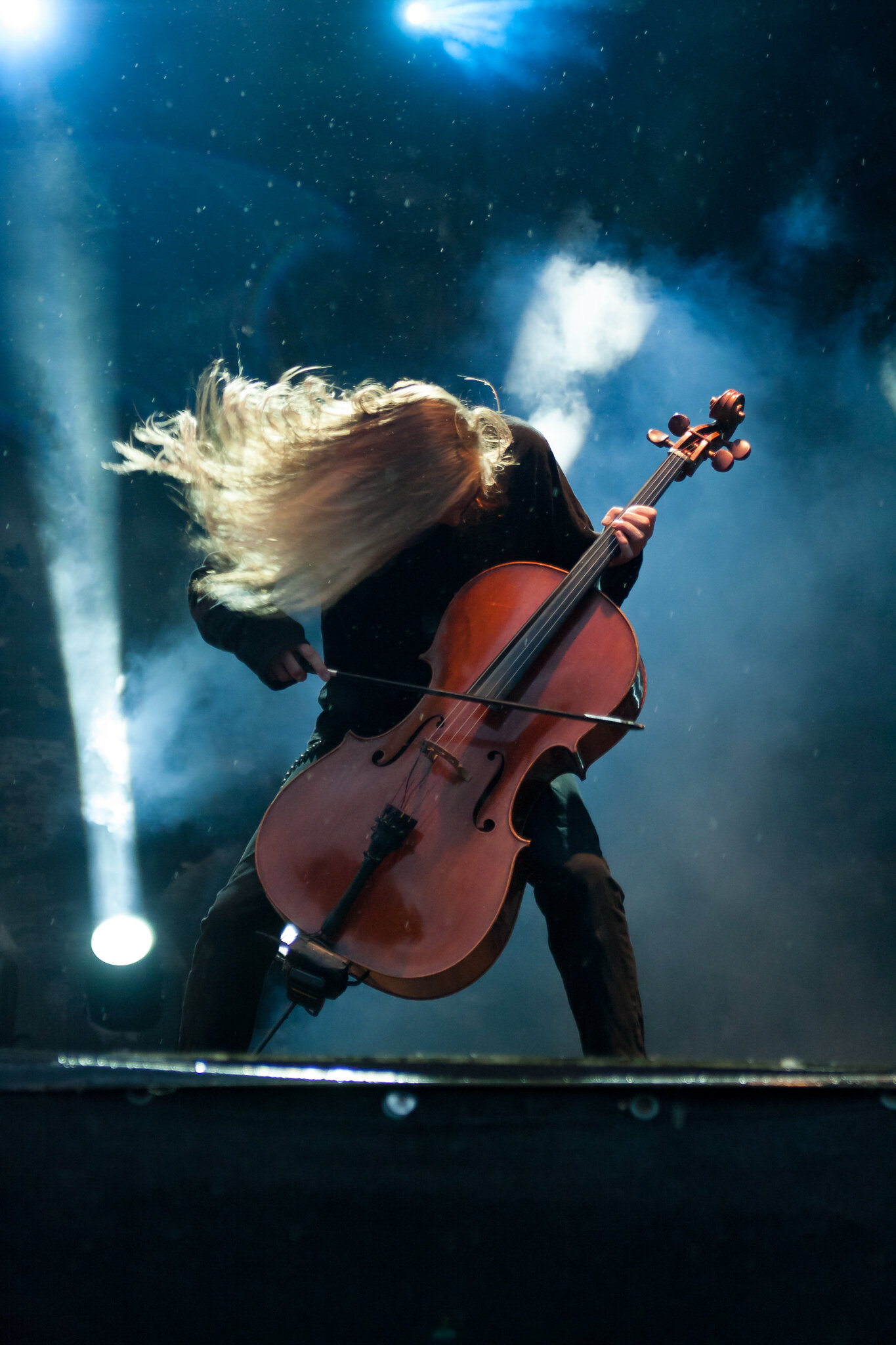 APOCALYPTICA.