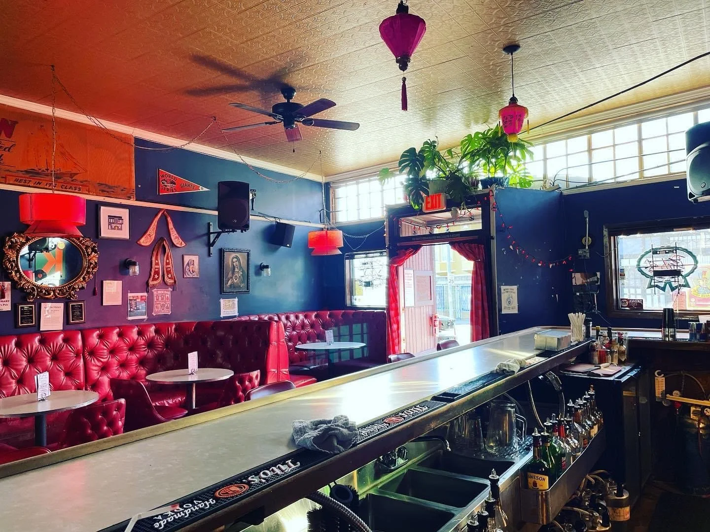 Bar photo 1