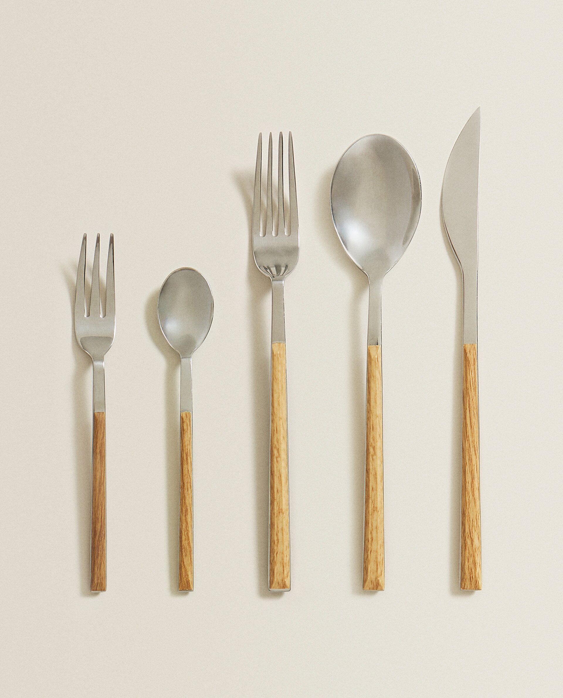 5pc | Wooden Handle Flatware