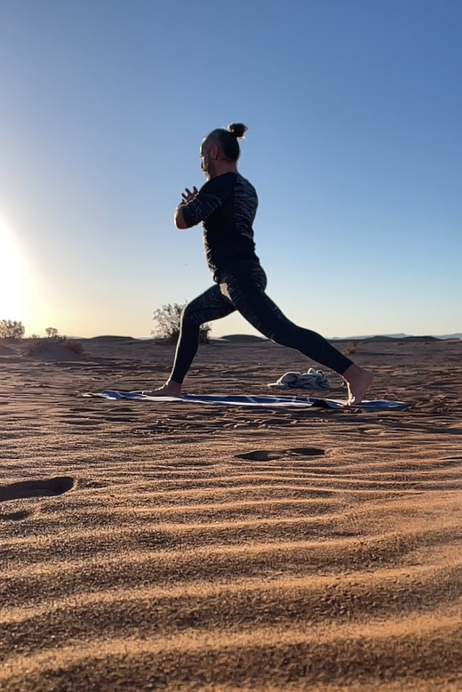 11_rafaelserranoyoga_marokko.PNG