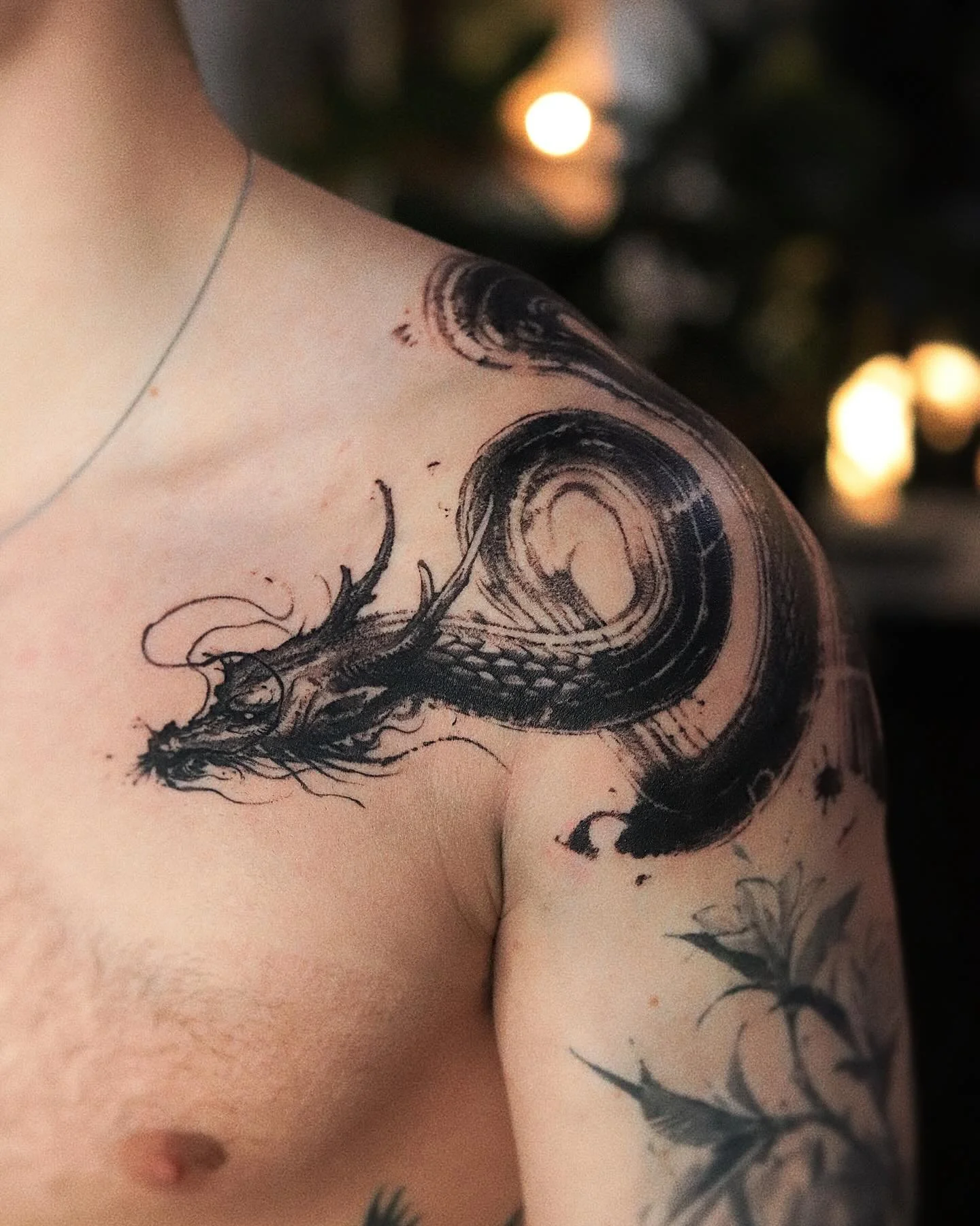 Freehand dragon for Oliver 🐉 1 long session, no stressin

DM for bookings in November 💌