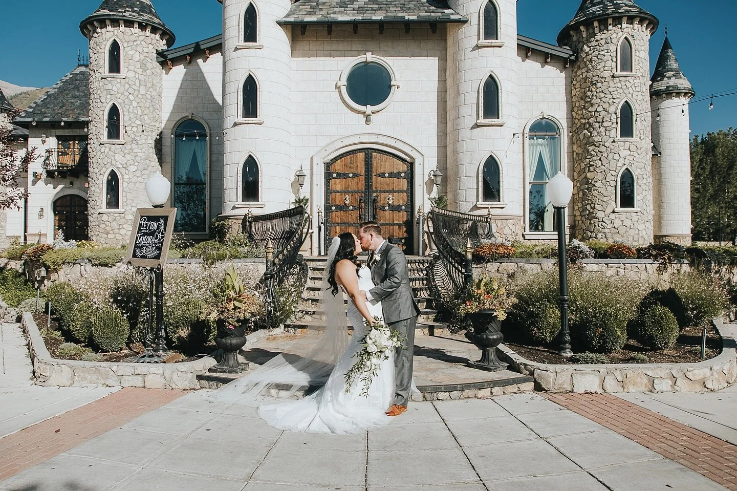 Such an unforgettable day! Go big or go home at this unbelievable venue @wadleyfarms 
.
Incredible work as always by my talented team @brookegibson.jpg 
.
#utahweddingphotographer #utahwedding #destinationwedding #utahweddingvideographer #weddingvide