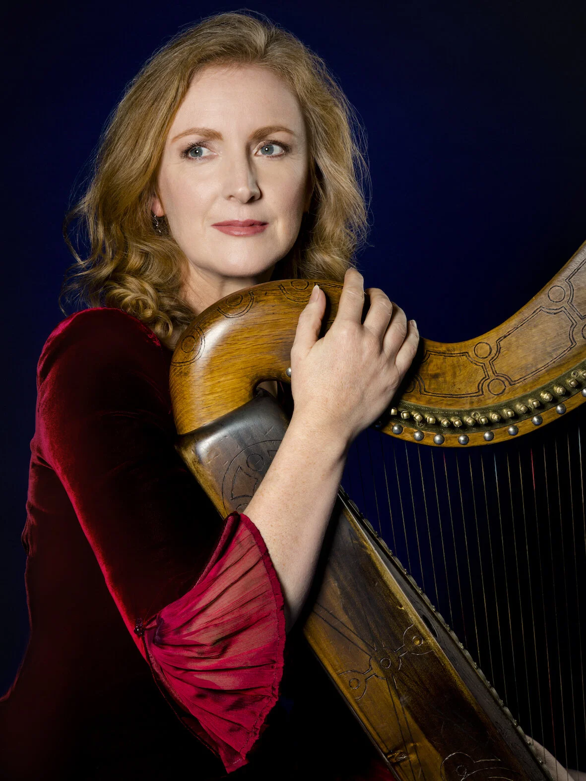 Siobhán Armstrong: Harp History in Ireland and Building Community by Carrying on the Tradition episode artwork