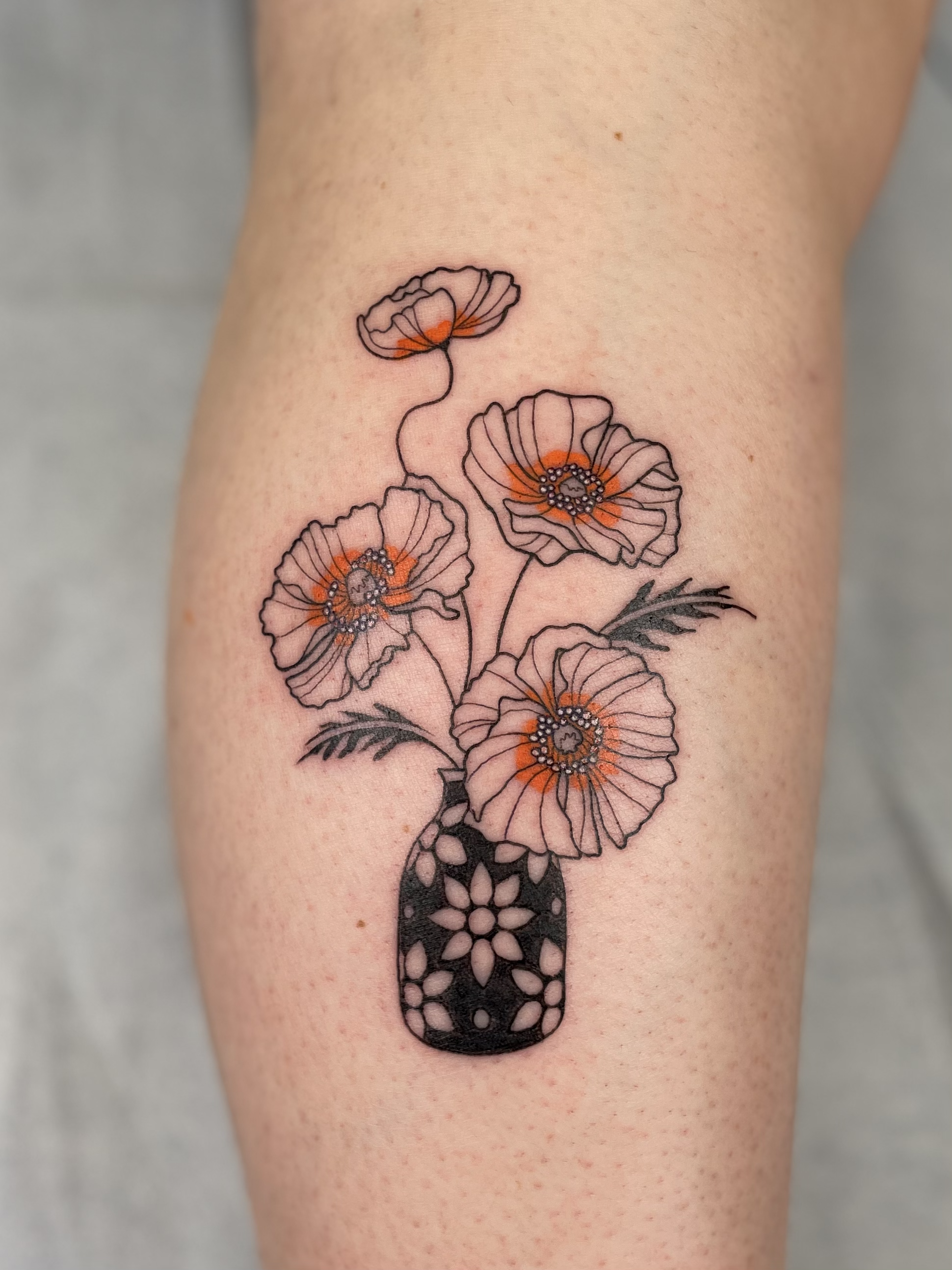BeckyWaterhouse_Tattoo_Poppies_Vase_IMG_3946.png