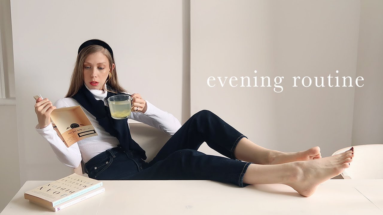My London Evening Routine (healthy snack / tongue scraping / meditation / vegan skincare / book tip)