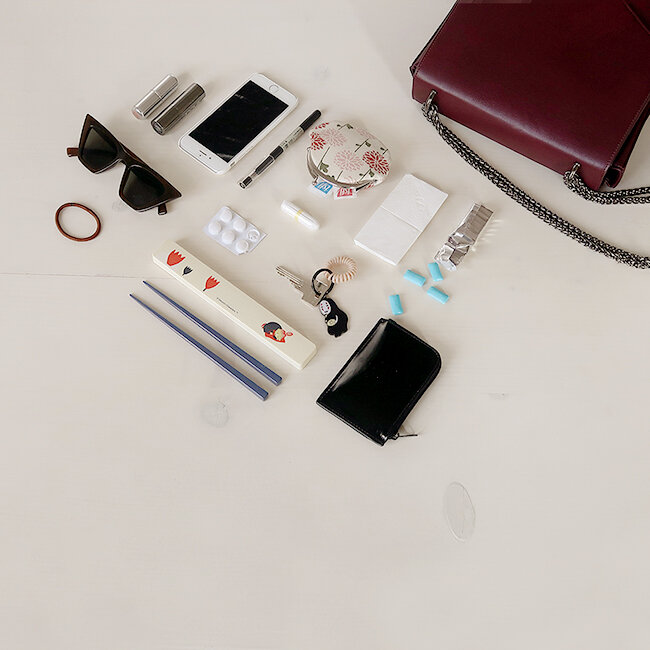 What's ALWAYS in my Bag (don't judge !)