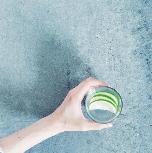 COLUMN : anti anti-aging