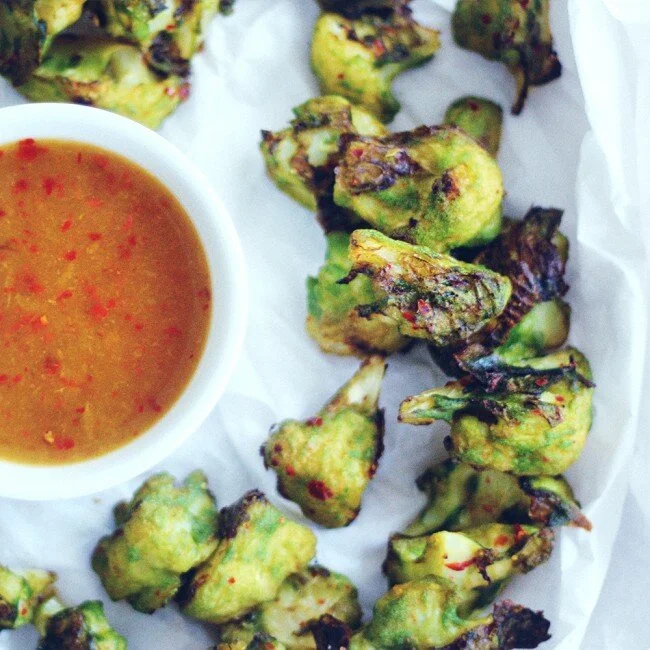 VEGAN INSPO : the plant strong vegan | green cauliflower wings + spicy orange glaze