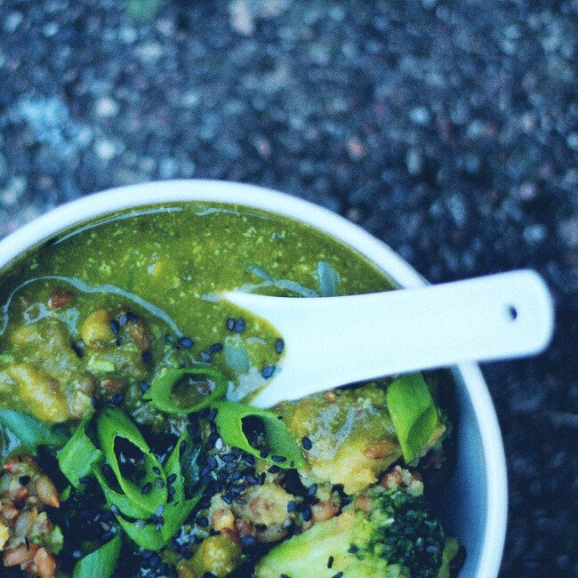 RECIPE : rye berry & lentil mash with green curry sauce