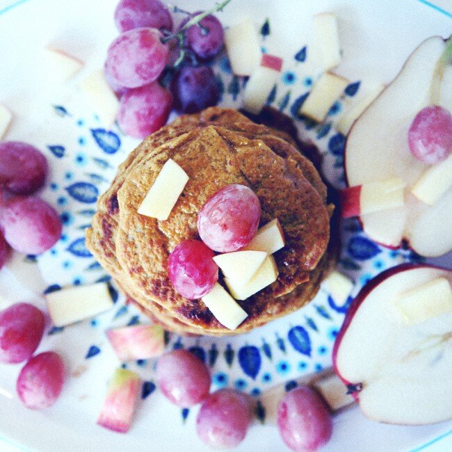 FOOD : gluten-free spiced pumpkin pancakes