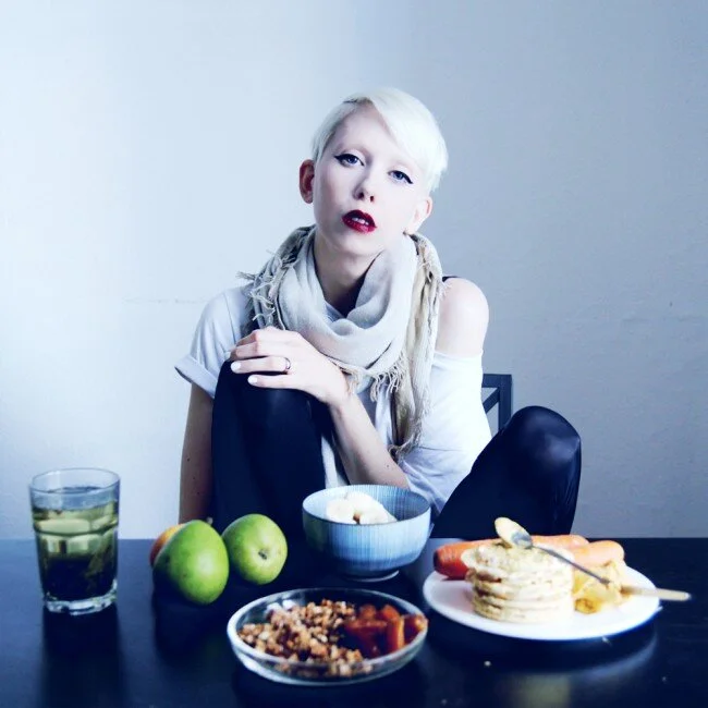 HEALTH : dealing with late night cravings | easy healthy vegan snacks