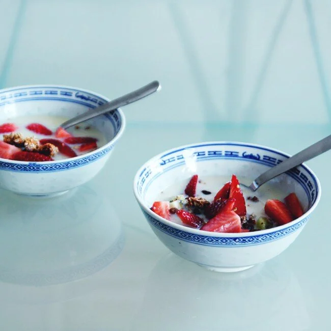 SUNDAY BREAKFAST WITH THE MUSTARDS #5 | david's first fan photo + inventions + where to shop for clothes + granola addiction