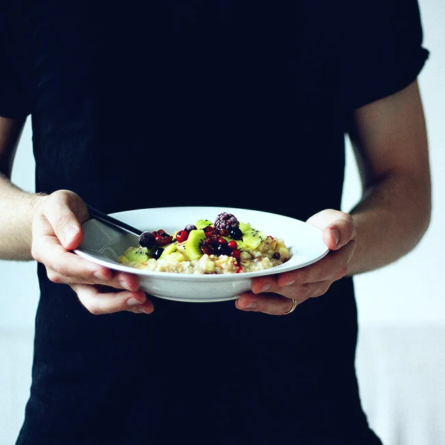 SUNDAY BREAKFAST WITH THE MUSTARDS #11 | polenta, the night manager, adblock, eurovision