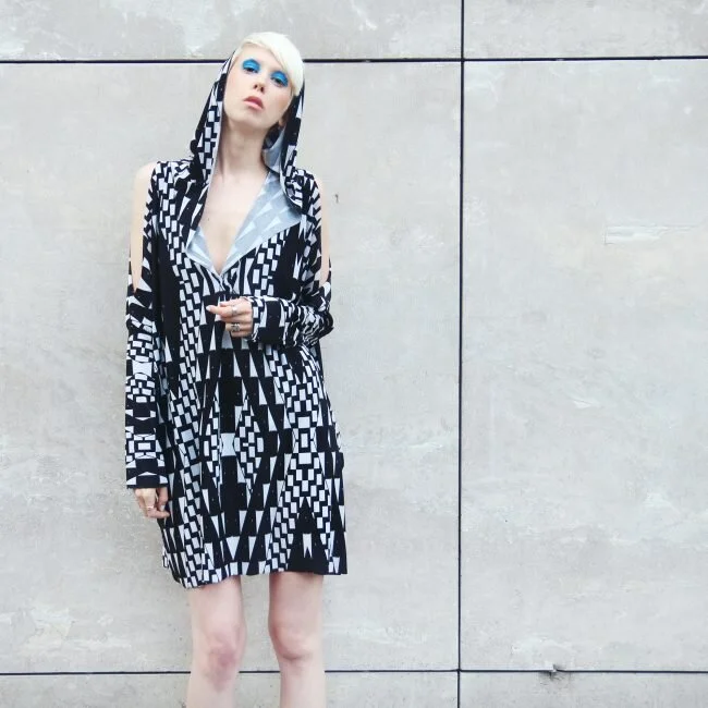 FASHION : ink blot | epic makeup moment