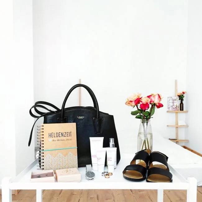 ETC : our 7 fav youtubers | + 100k giveaway