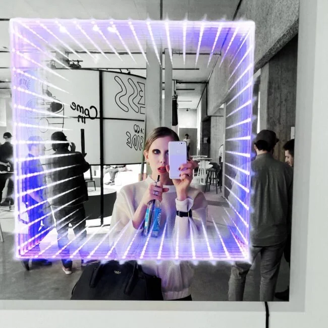 GOING PLACES : celebrating pixel, the new google phone ( and trying it out ) | google collab