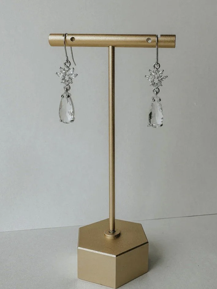 Juno_Naomi_Earring_Silver_3.jpg