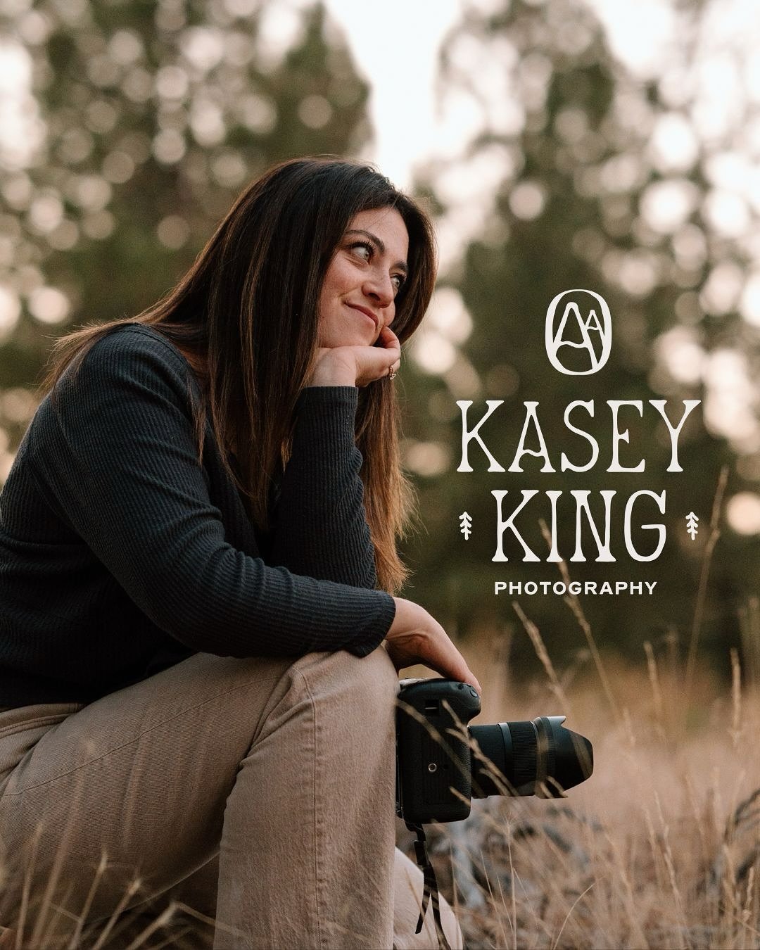 New look &amp; clearer vision. Say hellloooo to my new logo &amp; the fresh chapter it represents for Kasey King Photography ✨ 

@itslindseyfreeman has helped me so much with brand therapy, buisness mentorship, and human design- and if any of those s