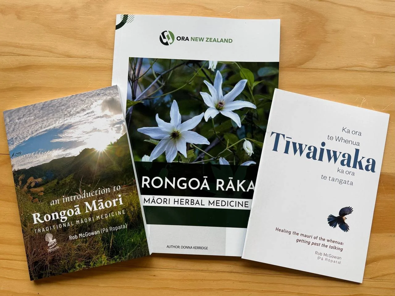 Rongoā Māori Book Bundle