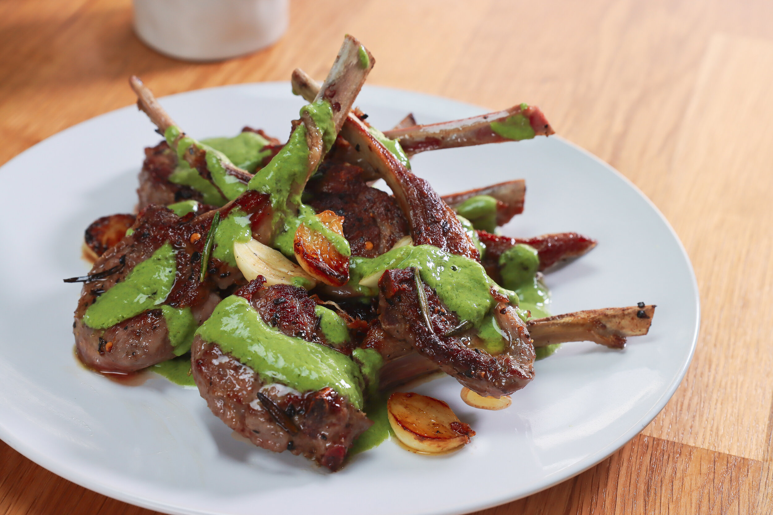 Lamb Chops Recipe (With Garlic and Rosemary)