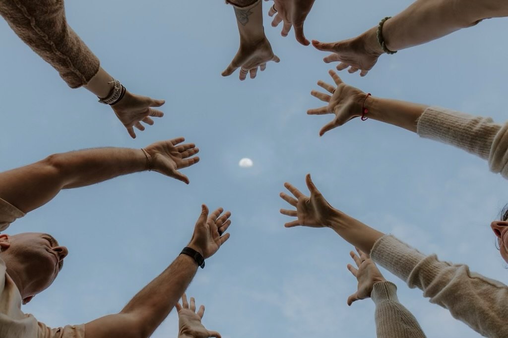 We are here with you. Not above, or below. 

A collective.

Moving with you through the waves of life and the seasons of change. Feeling all of the things you feel.

Sometimes when its feeling harder to show up - the body might be a little frozen. pr