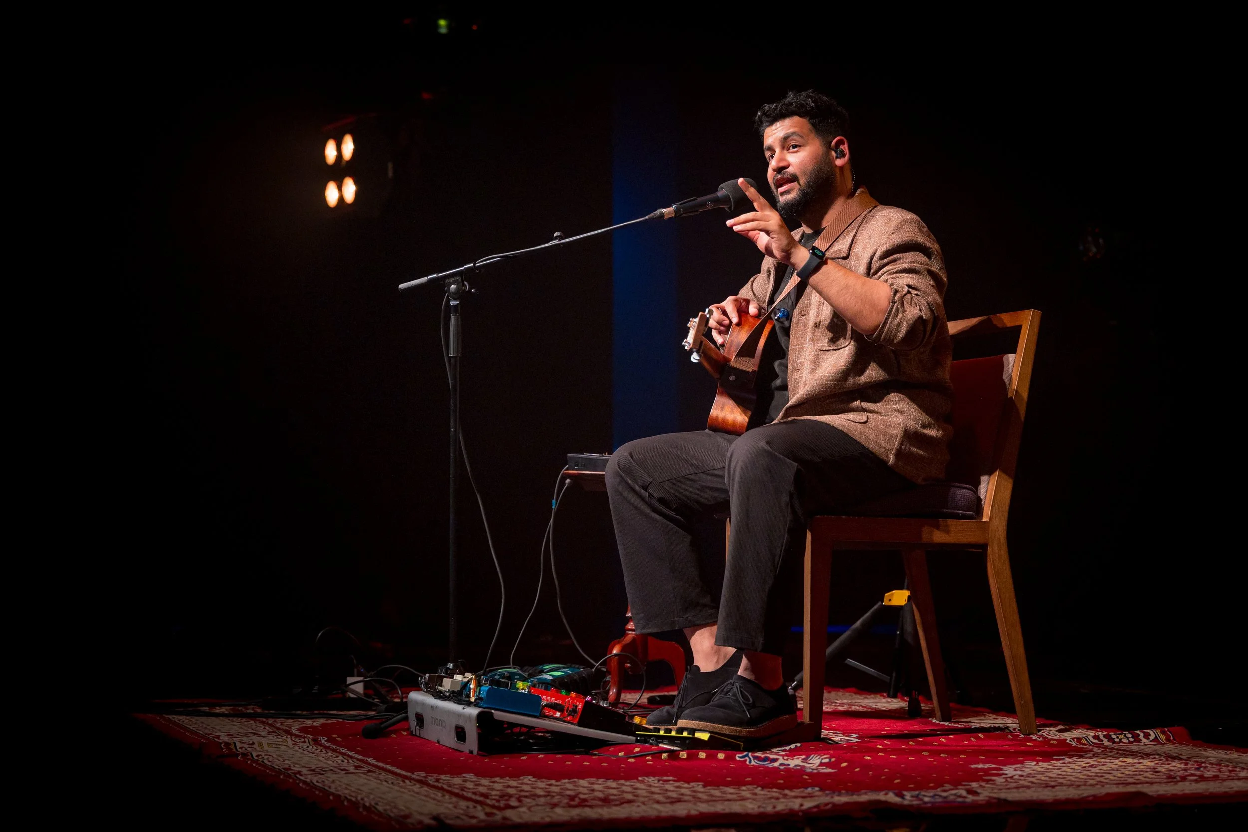 Bhuwin - Noor-e-Dastaan -100.jpg