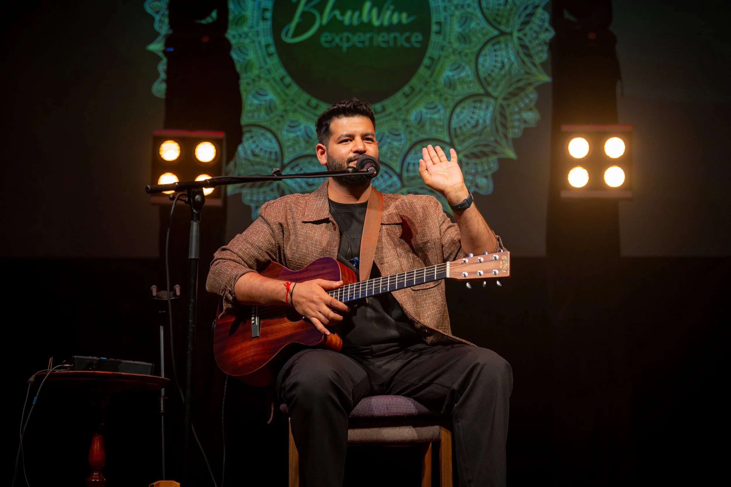 Bhuwin - Noor-e-Dastaan -83.jpg