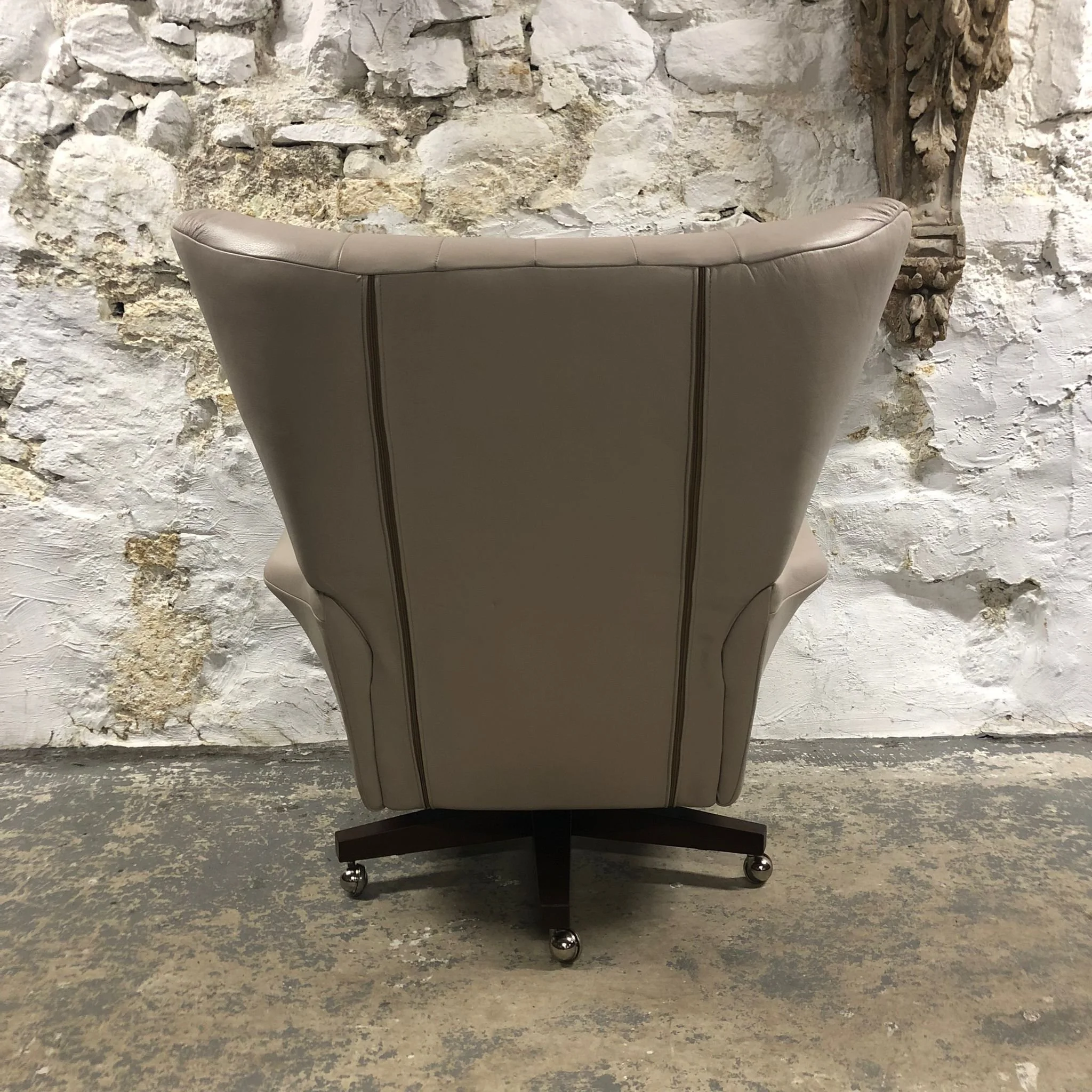 WhatsApp Image 2025-11-12 at 17.20.04.jpeg