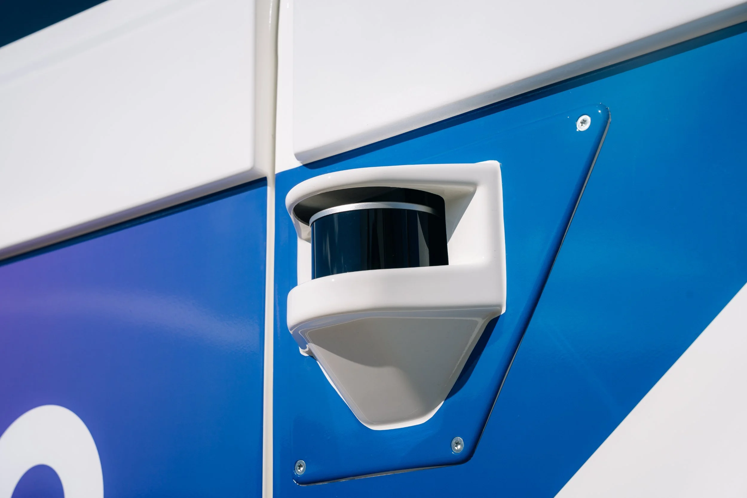 Capteur lidar latéral de la navette autonome Navya Mobility
