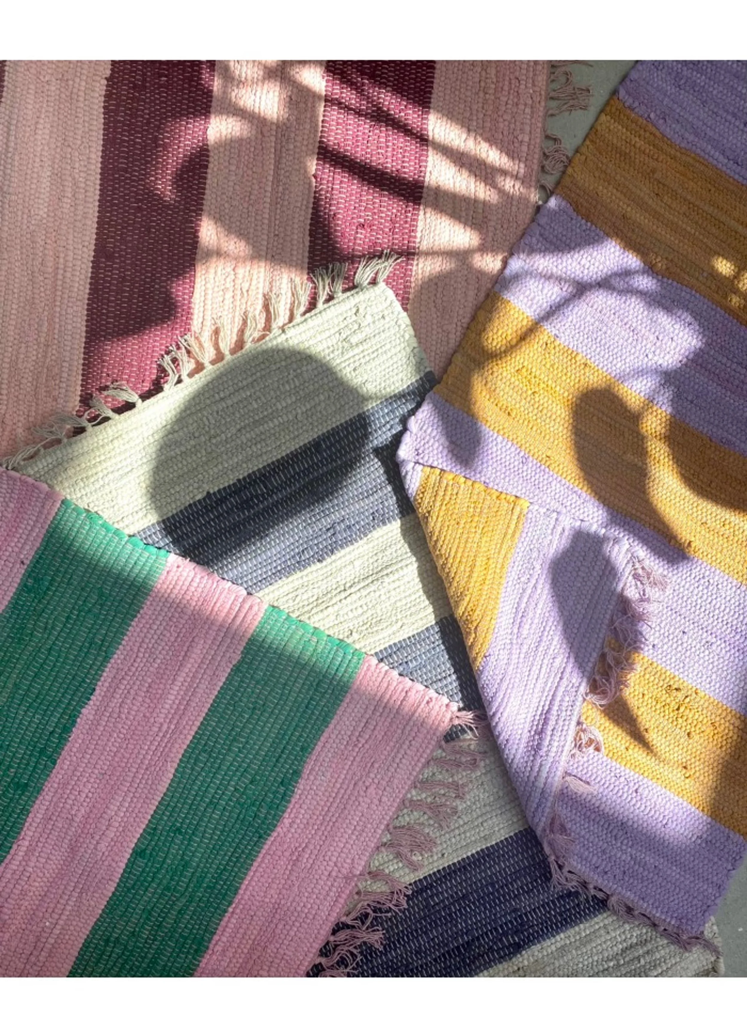 bongusta-taeppe-chindi-rug-pink-grass-4419037.jpeg (Copy)