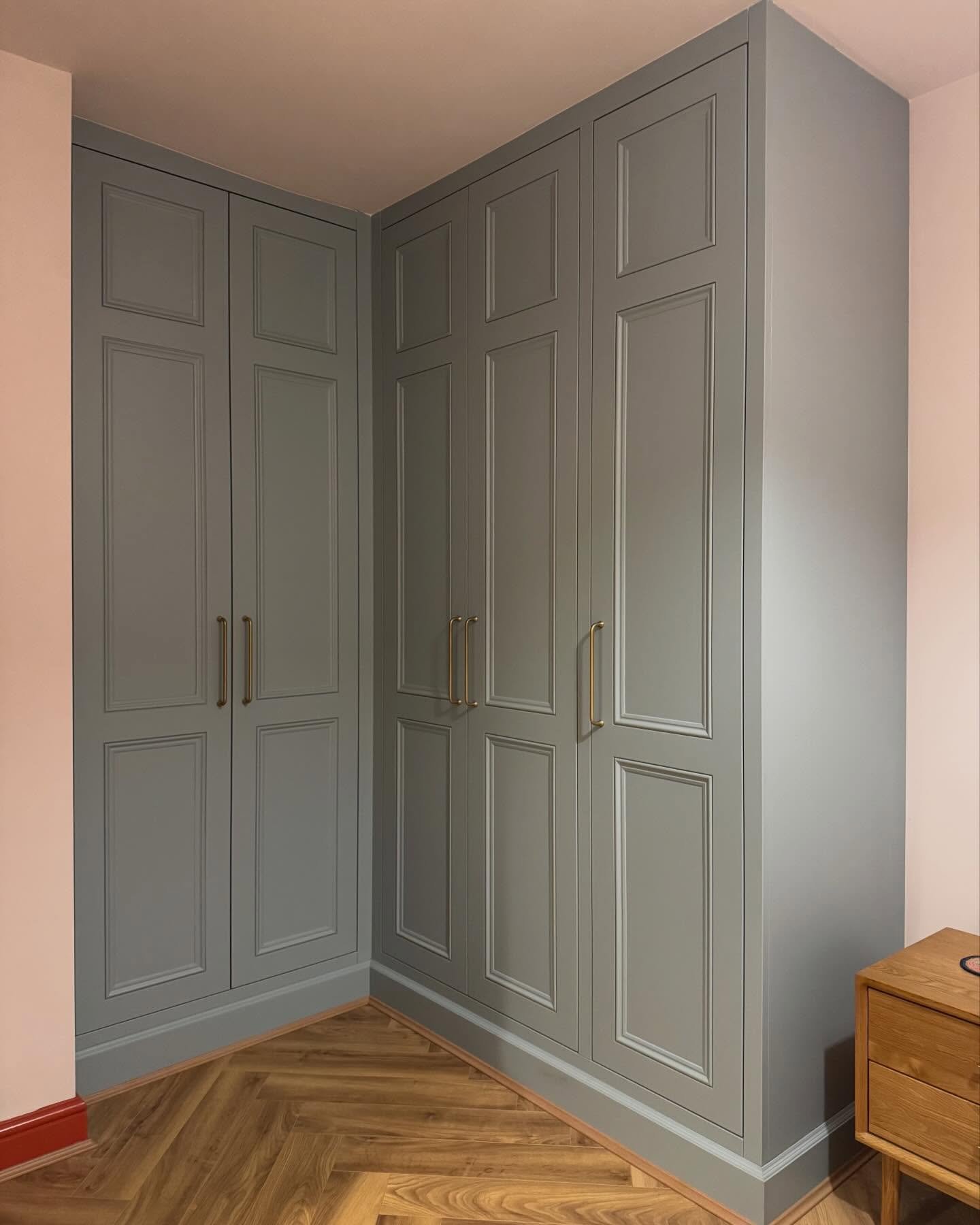 Soft, timeless, and made to fit perfectly 🤍

This bespoke wardrobe was designed to make the most of an awkward corner, transforming it into elegant, functional storage. Classic panelled doors, finished in &ldquo;Celestial Blue&rdquo; by @littlegreen