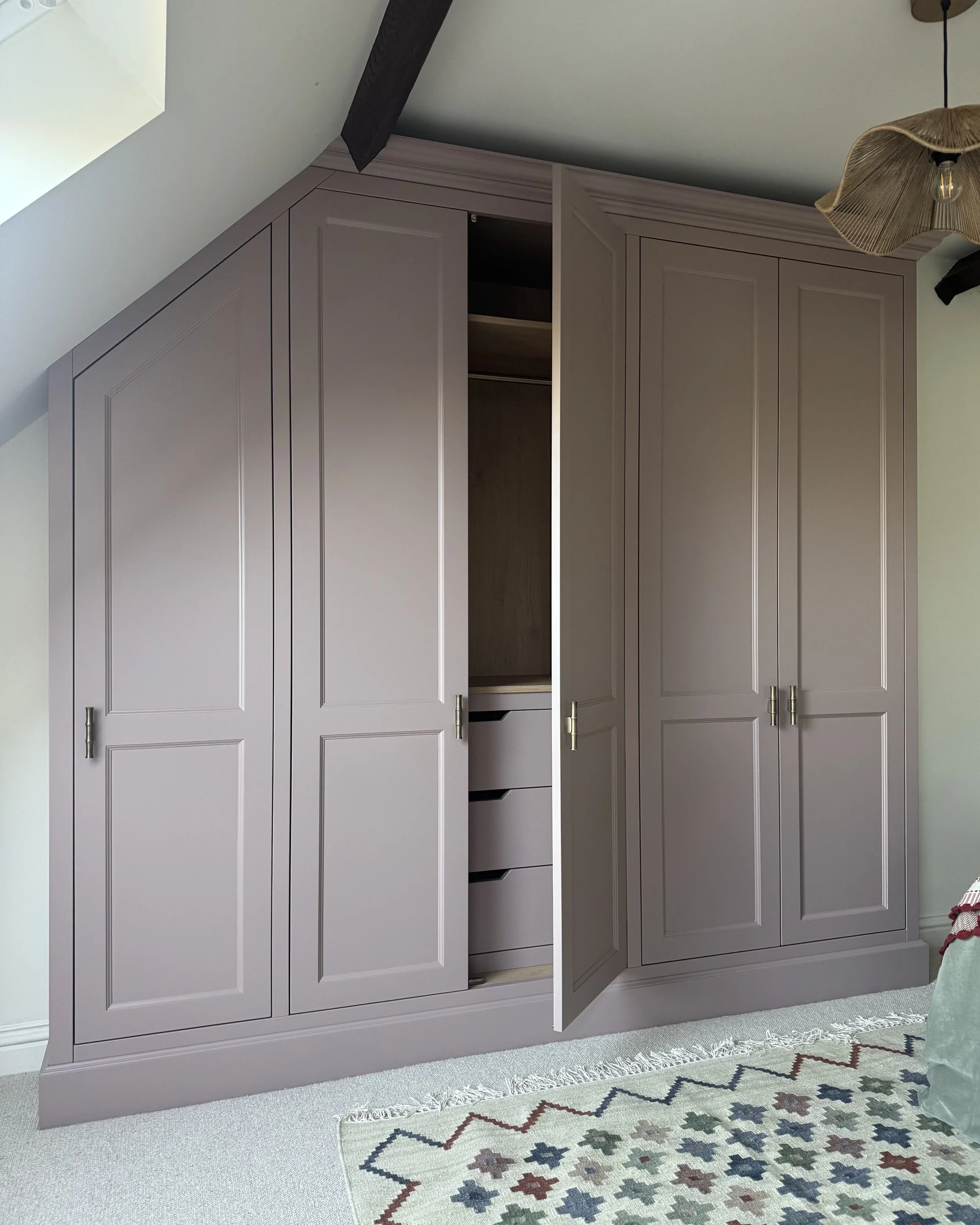 NC Bespoke Interiors-Wardrobe