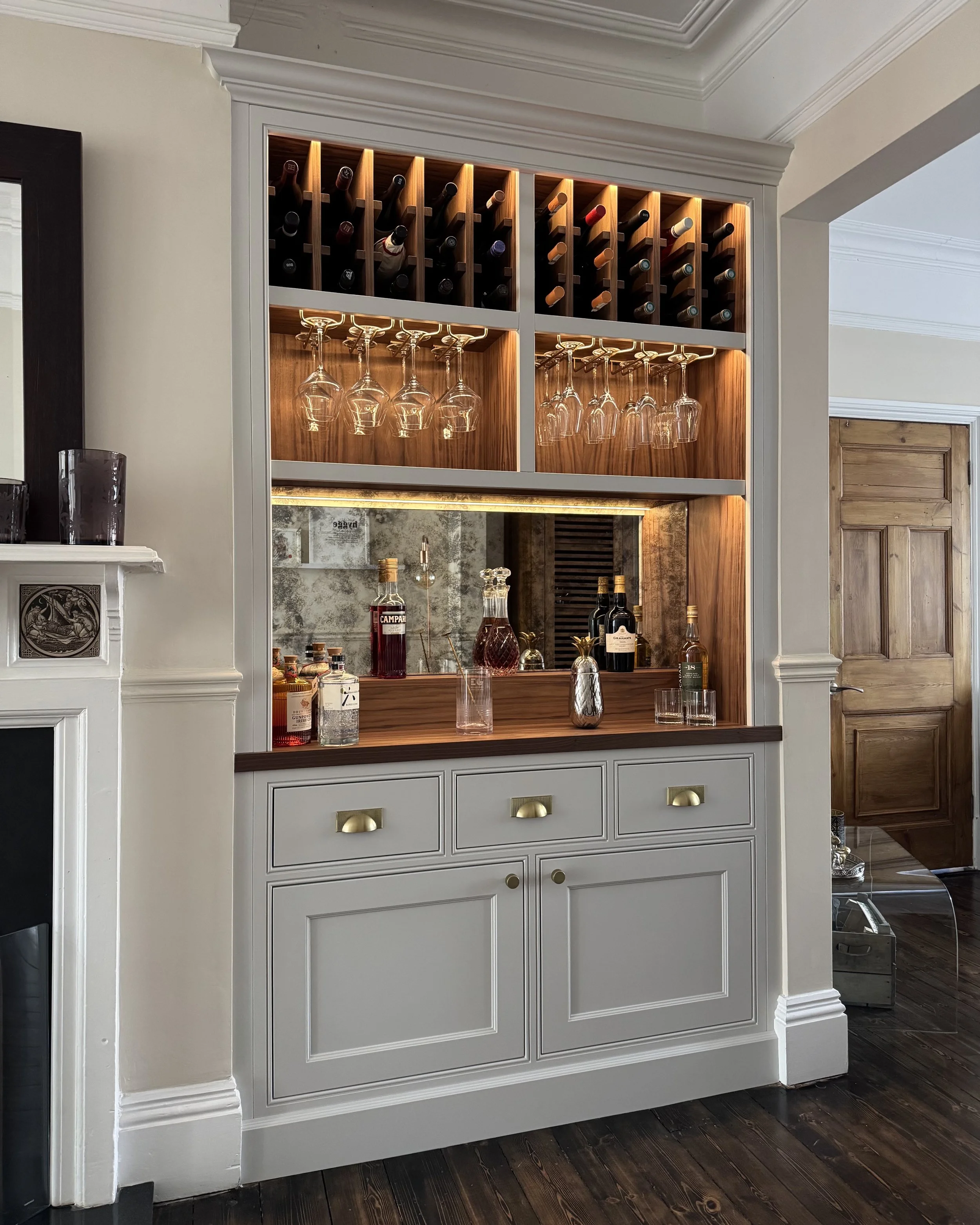 NC Bespoke Interiors - Drinks cabinet